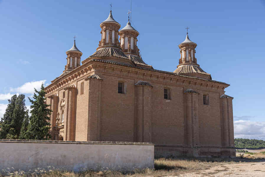 Zaragoza - Belchite 51 - santuario Nuestra Señora del Pueyo.jpg